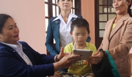 Theo bà đi chơi, bé trai 4 tuổi bị lạc 3 ngày