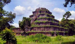Những điều bí ẩn của kim tự tháp bị lãng quên ở Campuchia