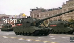 Dàn vũ khí tối tân Nga duyệt binh khoe uy lực trên Quảng trường Đỏ