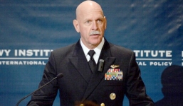 Lý do Mỹ ngừng điều tàu tới Biển Đông sau khi Trump nhậm chức