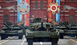 Những hình ảnh ấn tượng nhất trong lễ duyệt binh của Nga