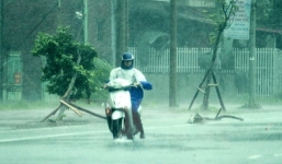 Cả nước chuyển mưa dông, đề phòng thời tiết cực đoan