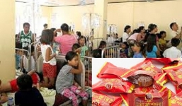 49 học sinh tiểu học phải nhập viện do ăn kẹo miễn phí của người lạ