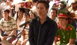 Không cho hát, chủ quán karaoke bị truy sát tử vong