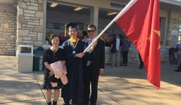 'Kỳ thủ' Lê Quang Liêm tốt nghiệp xuất sắc đại học Mỹ