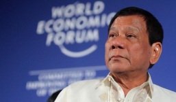 Biển Đông: Duterte bị đề nghị phế truất vì nhún nhường Trung Quốc 