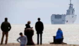 Cười người hôm trước, hôm sau người cười: Nga chẳng mất xu nào để có công nghệ tàu Mistral