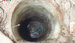 Xuống giếng cứu lợn, 2 chú cháu tử vong, 6 người ngạt khí