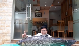 Câu được cá trắm đen nặng 41 kg ở Sông Đà, bán được 45 triệu đồng