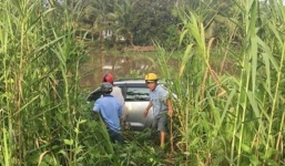 Ô tô tông liên hoàn 3 xe máy, 6 người thương vong