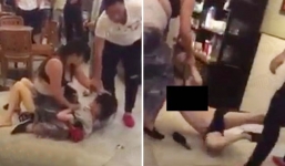 Video: Vợ lột đồ, đánh đập bồ nhí của chồng trong quán Starbucks