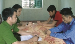 Công an giải cứu 2 cháu bé bị kẻ buôn ma túy bắt làm con tin