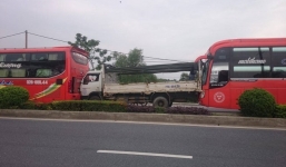 Tin TNGT mới nhất ngày 18/5: 5 ô tô tông nhau liên hoàn trên Quốc lộ 1A