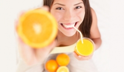 4 cách uống nước ép trái cây rất hại mà bạn vẫn thường mắc phải