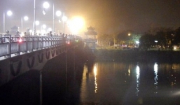 Thanh niên kêu cứu trước lúc chìm khi nhảy sông Hương