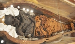 Phát hiện xác ướp Ai Cập 3.000 năm vùi trong hầm cùng cá sấu 1,6m
