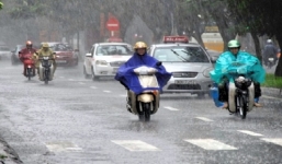 Thời tiết hôm nay ngày 19/5: Mưa dông trên cả nước, đề phòng gió lốc giật mạnh