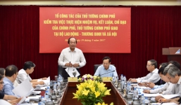 Thủ tướng yêu cầu làm rõ đề xuất tăng tuổi hưu, tiền lương