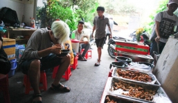 Hậu trường ít hào nhoáng và hình ảnh không bao giờ được thấy trên truyền hình