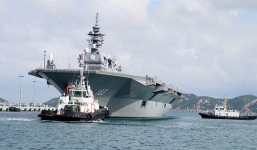 Cận cảnh tàu chiến lớn nhất Nhật Bản cập cảng Cam Ranh