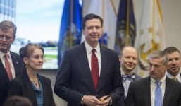 Cựu giám đốc FBI hoãn điều trần về nghi vấn mối quan hệ Trump-Nga