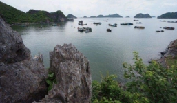 Du khách Anh chết trong tư thế treo cổ trên tàu du lịch Cát Bà