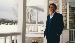 Hé lộ nhà khoa học từng cảnh báo kế hoạch tấn công hạt nhân với Đại lục