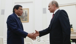 Duterte bỏ dở chuyến thăm Nga vì IS tấn công thành phố