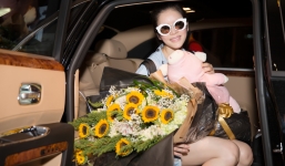 Lý Nhã Kỳ được đón bằng siêu xe Rolls-Royce Ghost 40 tỷ khi trở về từ LHP Cannes
