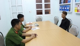 Trộm hơn 100 triệu đồng của bố để mua iPhone 7Plus