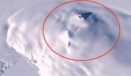 Sự thật về 'tàu vũ trụ' bí ẩn dưới lớp băng ở Nam Cực