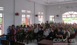 Thiếu niên 16 tuổi sát hại hàng xóm lĩnh án