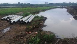 Bé gái 8 tuổi tử vong vì ngã xuống hố công trình đầy nước mưa