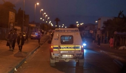 Nam thanh niên bị 3 phụ nữ cưỡng hiếp tập thể ở Nam Phi