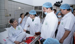 BV Bạch Mai miễn phí điều trị cho bệnh nhân gặp sự cố chạy thận