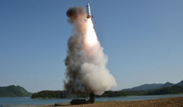 Trump nói Triều Tiên thử tên lửa là đại bất kính với Trung Quốc