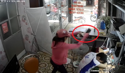 Giấc ngủ trưa đắt giá bằng 3 chiếc iPhone của nhân viên sửa ĐTDĐ