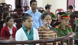 Cụ ông 70 tuổi cưỡng hiếp bé gái lĩnh 12 năm tù