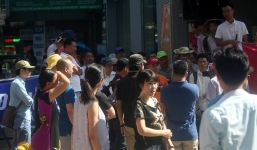 Nắng nóng kỷ lục, dân chung cư Hà Nội đòi nước tắm