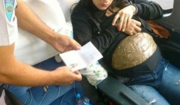 Phát hiện sự thật động trời khi kiểm tra bà bầu trên xe buýt