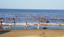 Đôi nam nữ bị đuối nước do lật phao ở Đồ Sơn, 1 người tử vong