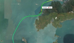 Máy bay chở khách Trung Quốc suýt đâm vào núi