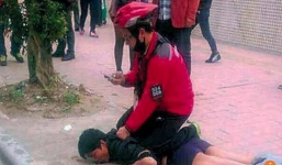 Tên cướp bị lột trần giữa phố vì gặp cao thủ kungfu