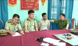 Bắt khẩn cấp đối tượng vận chuyển 20 bánh heroin lấy 50 triệu đồng