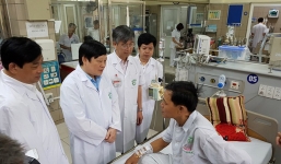 Vụ chạy thận bị sốc ở Hòa Bình: Hôm nay, 10 bệnh nhân được xuất viện