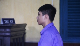 Em trai đâm anh ruột tử vong vì bị nhắc nhở ham chơi