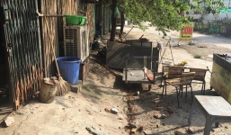 Hà Nội: Truy tìm nhóm côn đồ cầm hung khí xông vào nhà dân  đập phá tài sản khiến bà bầu, trẻ em hoảng sợ