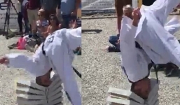 Cao thủ Taekwondo dùng thiết đầu công đập vỡ 90 tấm bê tông