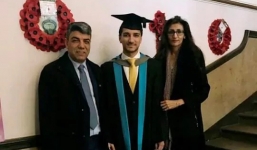 Cháy tháp chung cư London: Con trai cõng mẹ chạy từ tầng 24 xuống đất