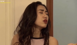 Con dâu tai quái bị soi môi bơm, tróc vảy trong tập 32 Sống chung với mẹ chồng